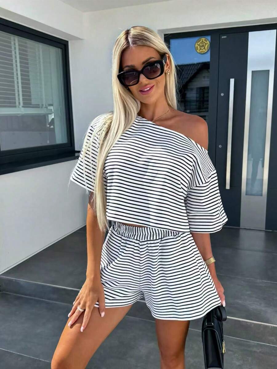 2-Piece Women Summer New Ribbed Knit Loose Casual Asymmetrical Neck Short Sleeve Elastic Waist Shorts Pajama Set, Suitable For Home Use