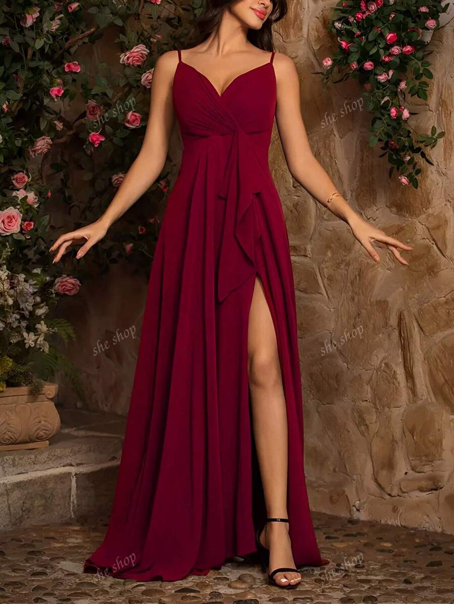 Robe maxi élégante pour demoiselle d'honneur ou mariée, avec col en V, fines bretelles, sans manches, fente haute, design plissé en forme A, mettant la silhouette en valeur, dans une couleur unie