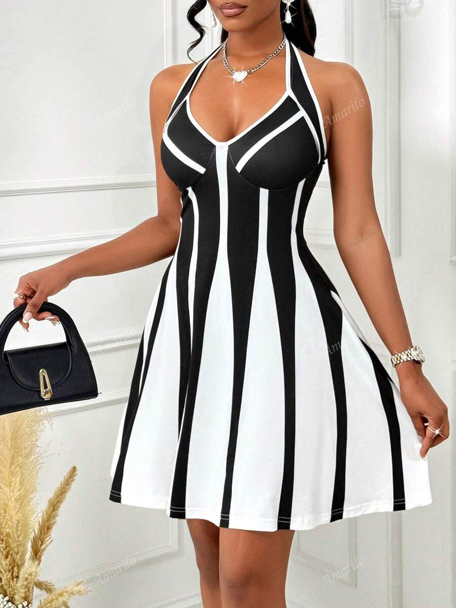 Vestido corto de verano de mujer Amarilo con cuello halter, estilo A y bloque de color negro y blanco (estampado de posicionamiento)