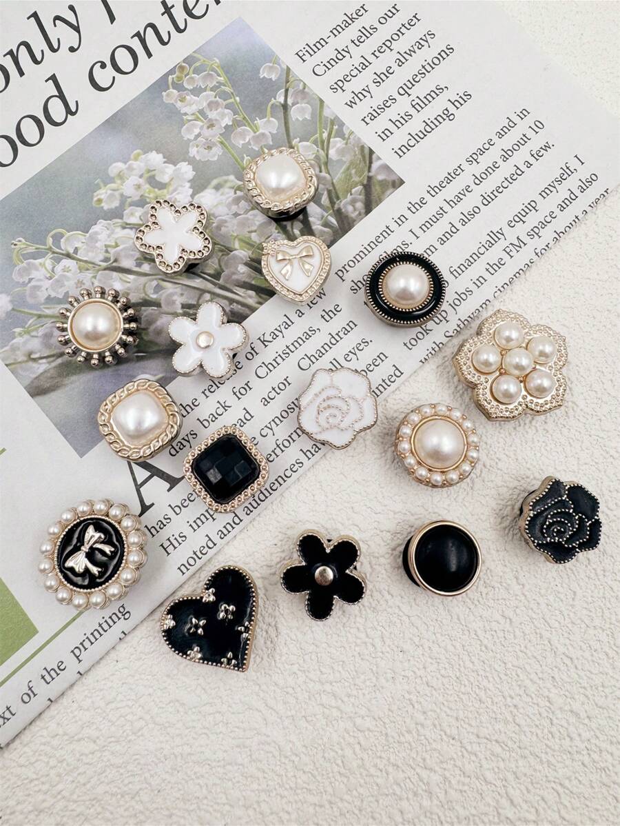 16pcs Set Faux Pearl Butterfly Heart Resin Elegant & Cute Shoe Charms, Detachable DIY Accessories Suitable For Wooden Bottom Shoes And Sandals, Whimsical Design, Perfect For Party Gifts And Creative Gifts