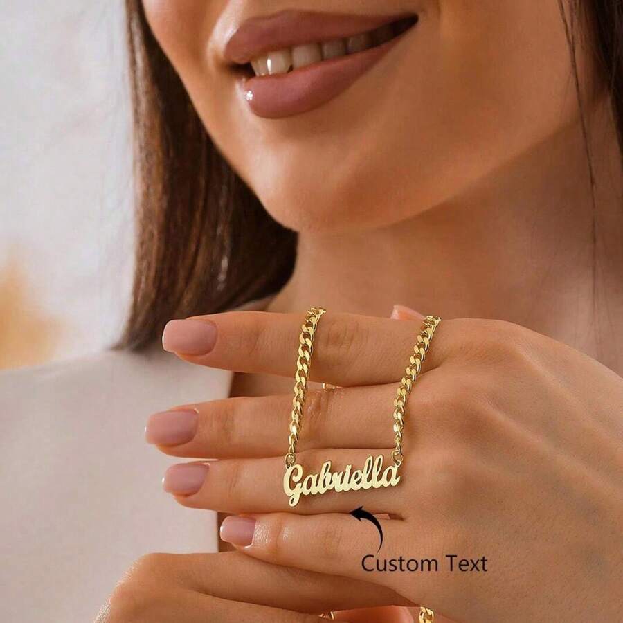 Collier personnalisé avec chaßne gourmette plaqué or 18 carats. Collier avec nom personnalisé en acier inoxydable. Cadeau de couple