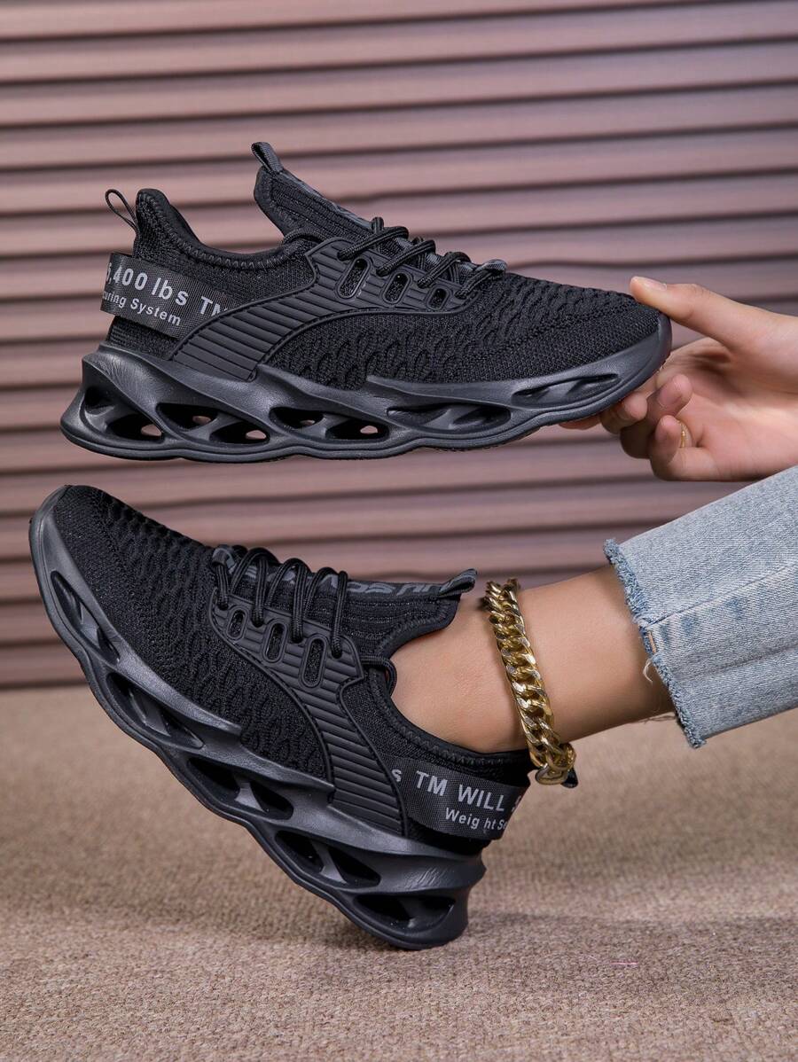 1 Pair Women Fashion Solid Color Running Shoes, Breathable Non-Slip Athletic Shoes, Lightweight Comfortable Outdoor Sports Shoes, Soft Thick Sole Increase Height Chunky Sneakers, Shock Absorbing, Mesh Fabric Slip-On Casual Daily Wear Shoes For School, Travel, Walking