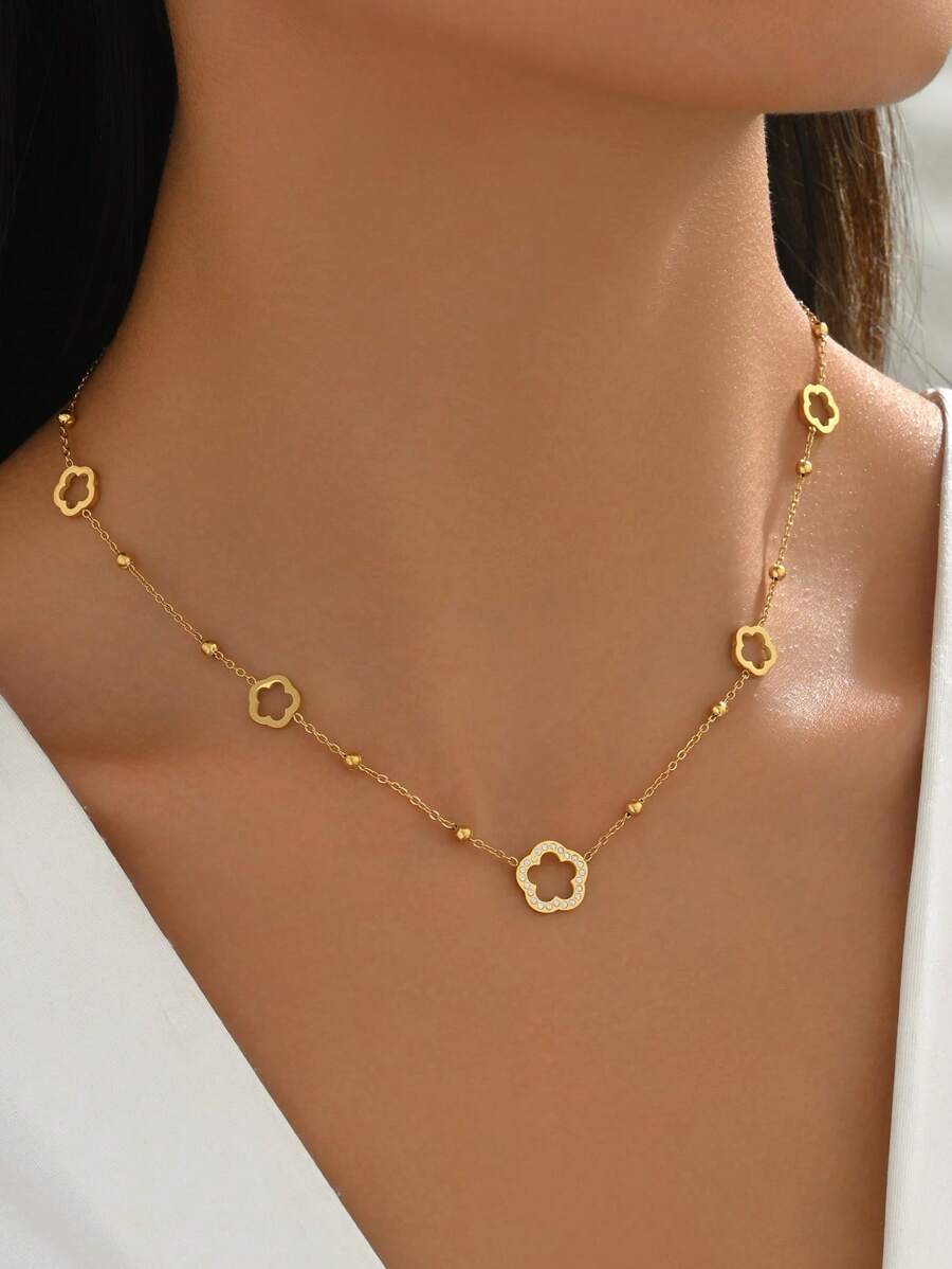 LIEBEIRIS 1pc 18k Gold Plated Minimalist Hollow Floral Stainless Steel Necklace, Suitable For Women's Daily Wear And Mother's Day Gift