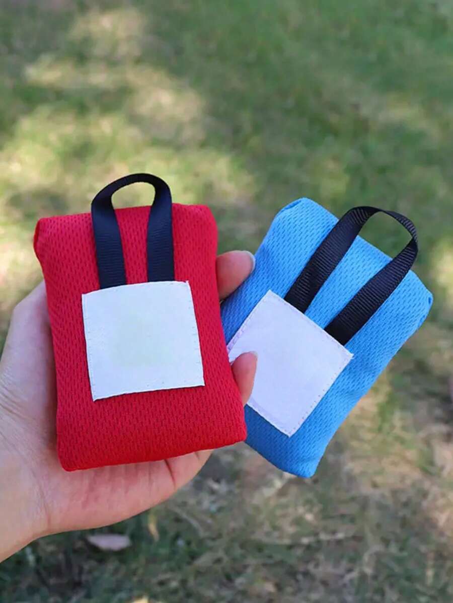 Estera plegable ultrafina resistente al agua para picnic, estera de picnic de bolsillo, estera impermeable portátil para la playa y el césped a prueba de arena, manta de playa para acampar al aire libre, manta de playa de secado rápido compacta y blanda para bolsillo