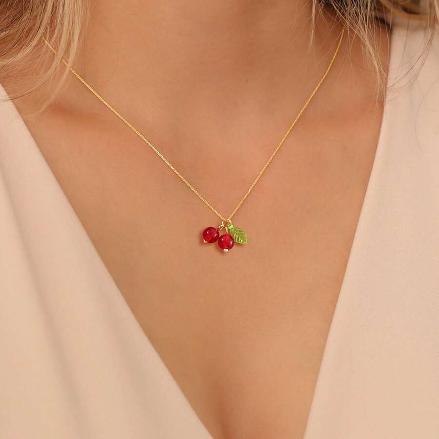 1 pieza Nuevo collar de moda con colgante de cereza roja con múltiples estilos de cadena dorada de acero inoxidable para mujeres