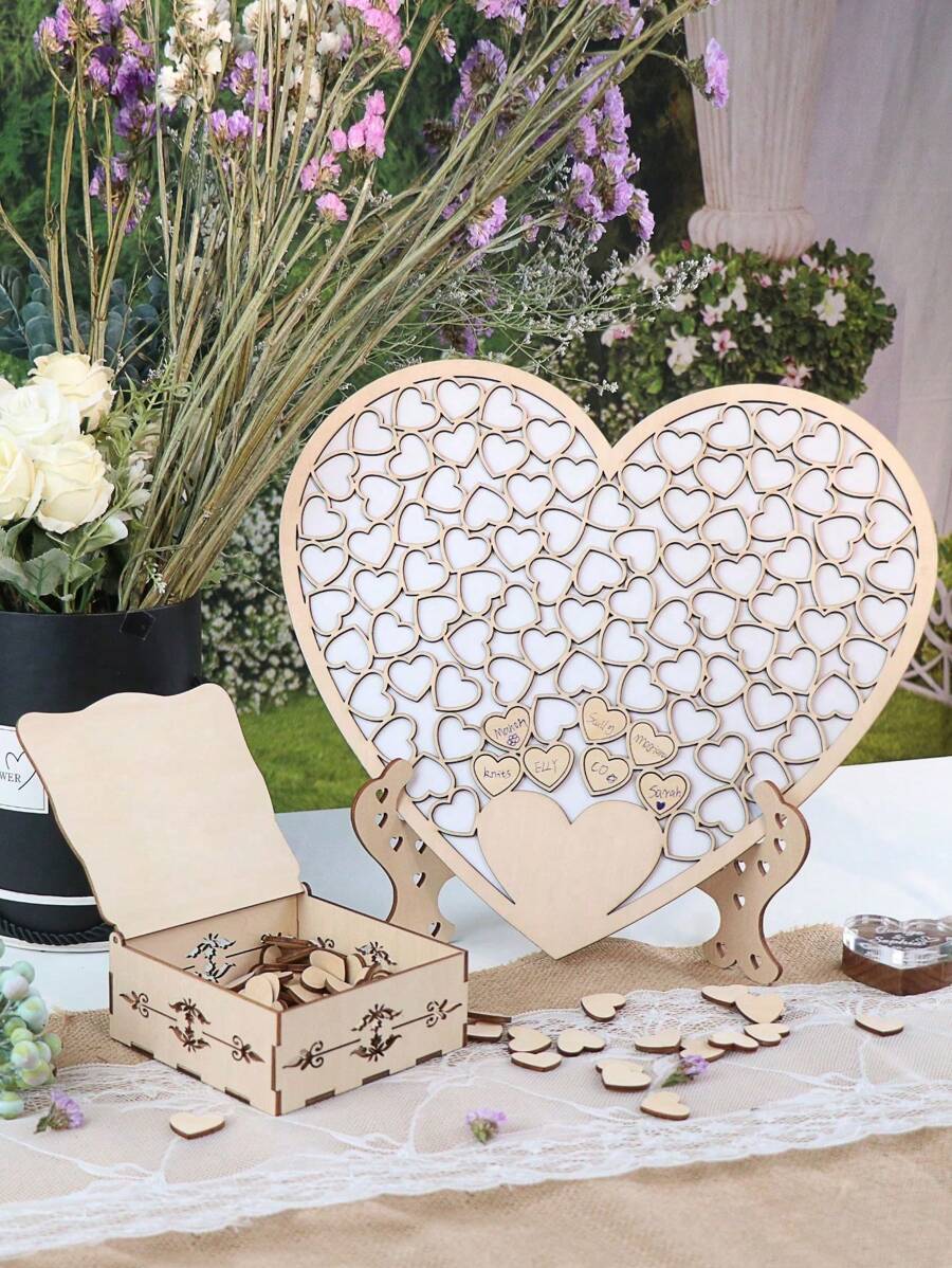 1pc Livro de Visitas de Casamento de Madeira com um Coração Incrustado. É um Livro de Visitas de Madeira Personalizado com um Estilo Rústico Único, Equipado com uma Caixa e Pequenos Corações. É Adequado para Ocasiões Como Recepções de Casamento, Aniversários, Natal, Etc.