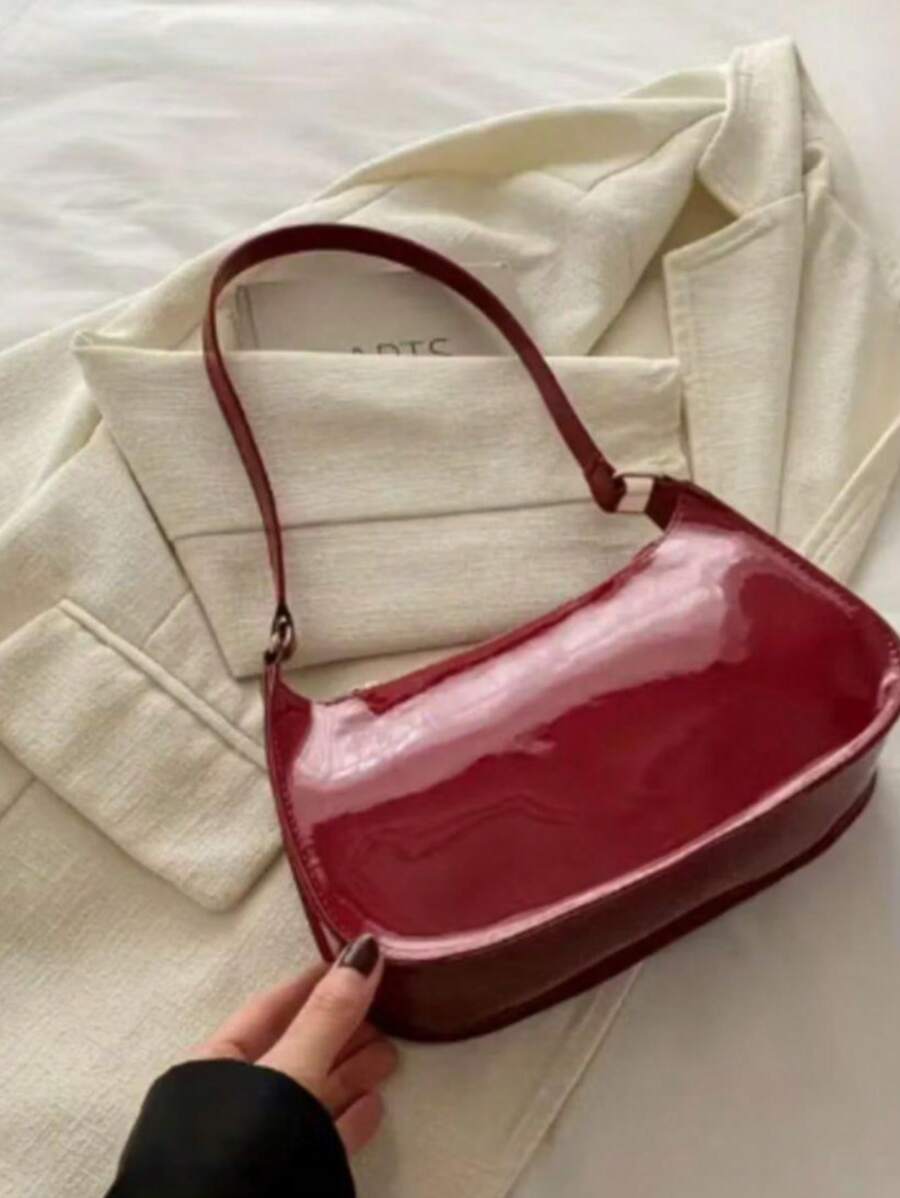 Bolsa Feminina Baguete Meia Lua de Ombro Brilhante com Fecho de Zíper