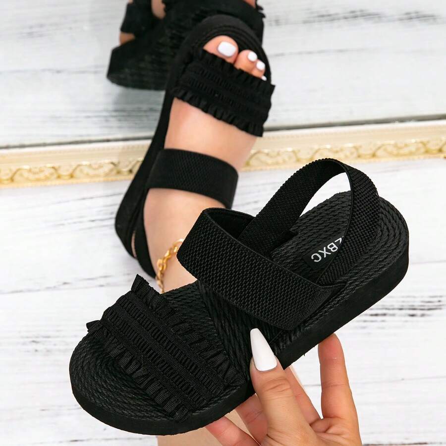 Spring And Summer Models Of Black Wooden Ear Edge Decoration Wide Last Sandals (Foot Circumference Widening, 2 Sizes Wider Than The Regular Foot Circumference), Suitable For Europe, The United States And The Middle East Simple Fashion Sandals
