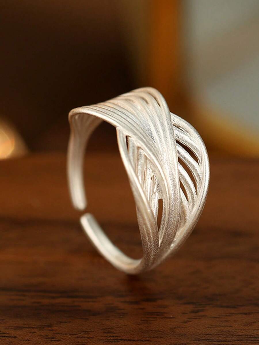 1 Stück Damen mattglänzender, mehrlagiger Linien-Design-Ring, einzigartiger strukturierter, verdrehter geometrischer offener Ring