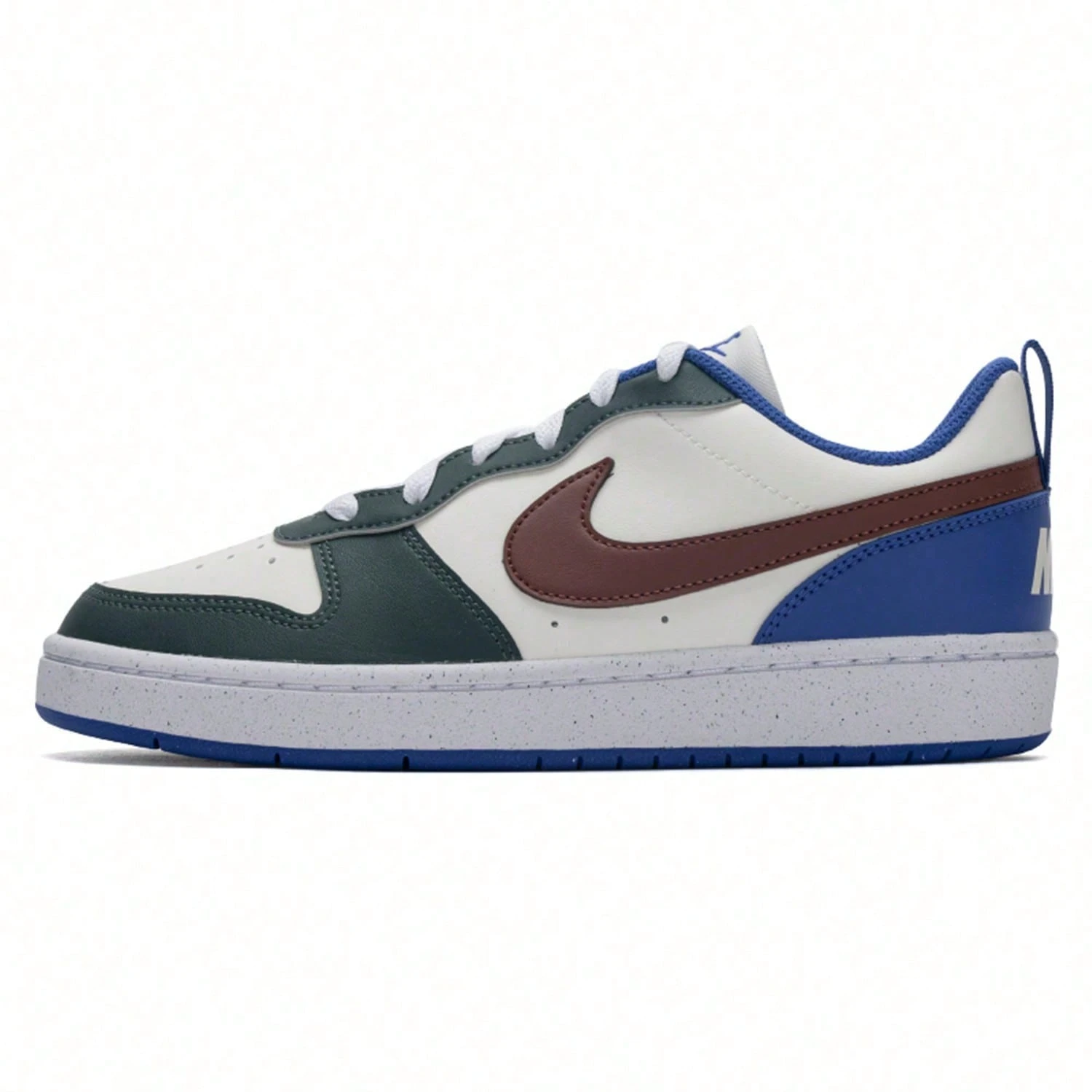 Pátina verde/marrón pony/blanco vela/azul cósmico