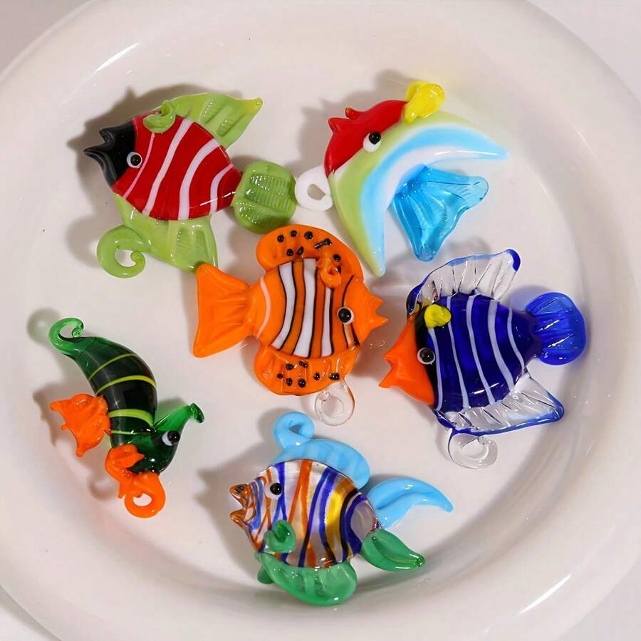 1/3/6/12/24/48 piezas Peces tropicales de dibujos animados, artesanía de vidrio fundido, colgante DIY para collar, ropa, decoración colgante, accesorios, decoración del hogar y festividades