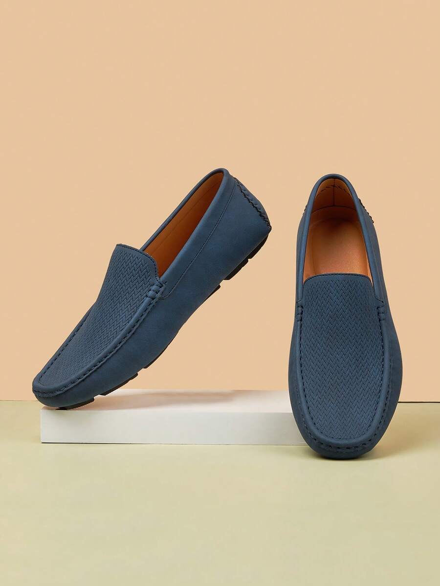 Nuevos mocasines con slip-on para hombres, de unicolor, cómodos y antideslizantes, zapatos casuales elegantes adecuados para actividades al aire libre, vestimenta casual de oficina, ir y venir del trabajo, citas, de uso multiusos