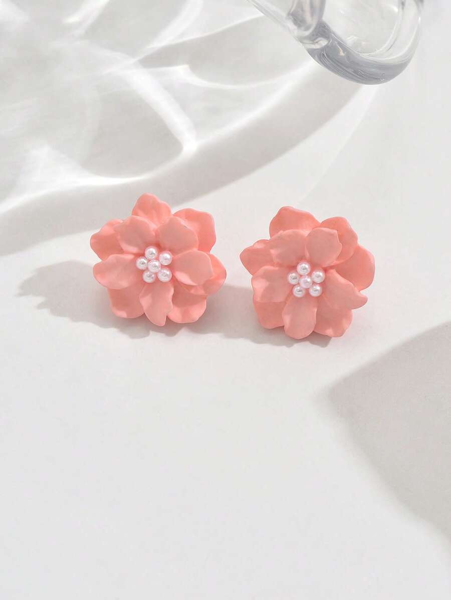 1 Paar minimalistischer, vielseitiger, übertriebener Kamelienblumen Ohrringe, elegante Blumen Perlen Ohrstecker für Frauen