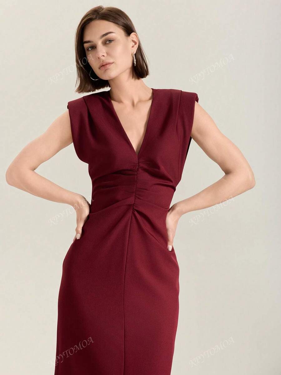 Abito estivo senza maniche con vita plissettata, avvolgente, di colore unito, di moda