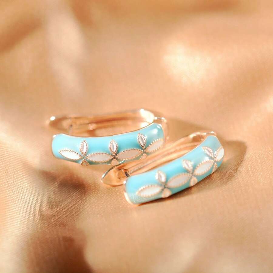 Modische blaue Blumenmuster Emaille Kupfer Ohrringe für Frauen Mädchen Party Bankett Ohr Gold Farbe süß Accessoire Geschenk