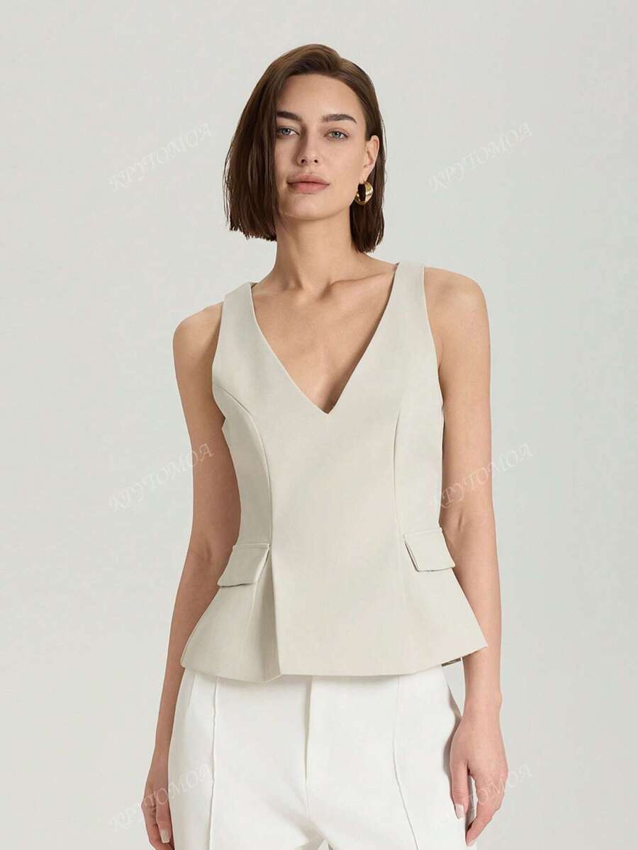 Top senza maniche con scollo a V e mini gonna con volant