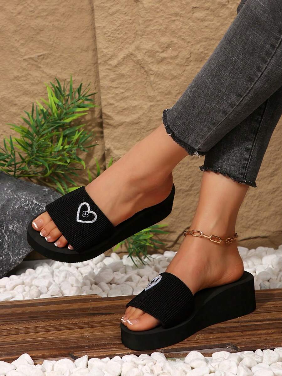 Pantuflas de mujer con suela gruesa y estampado de corazón, de punta abierta. Sandalias de plataforma de uso casual y de verano, con diseño antideslizante, cómodas y versátiles