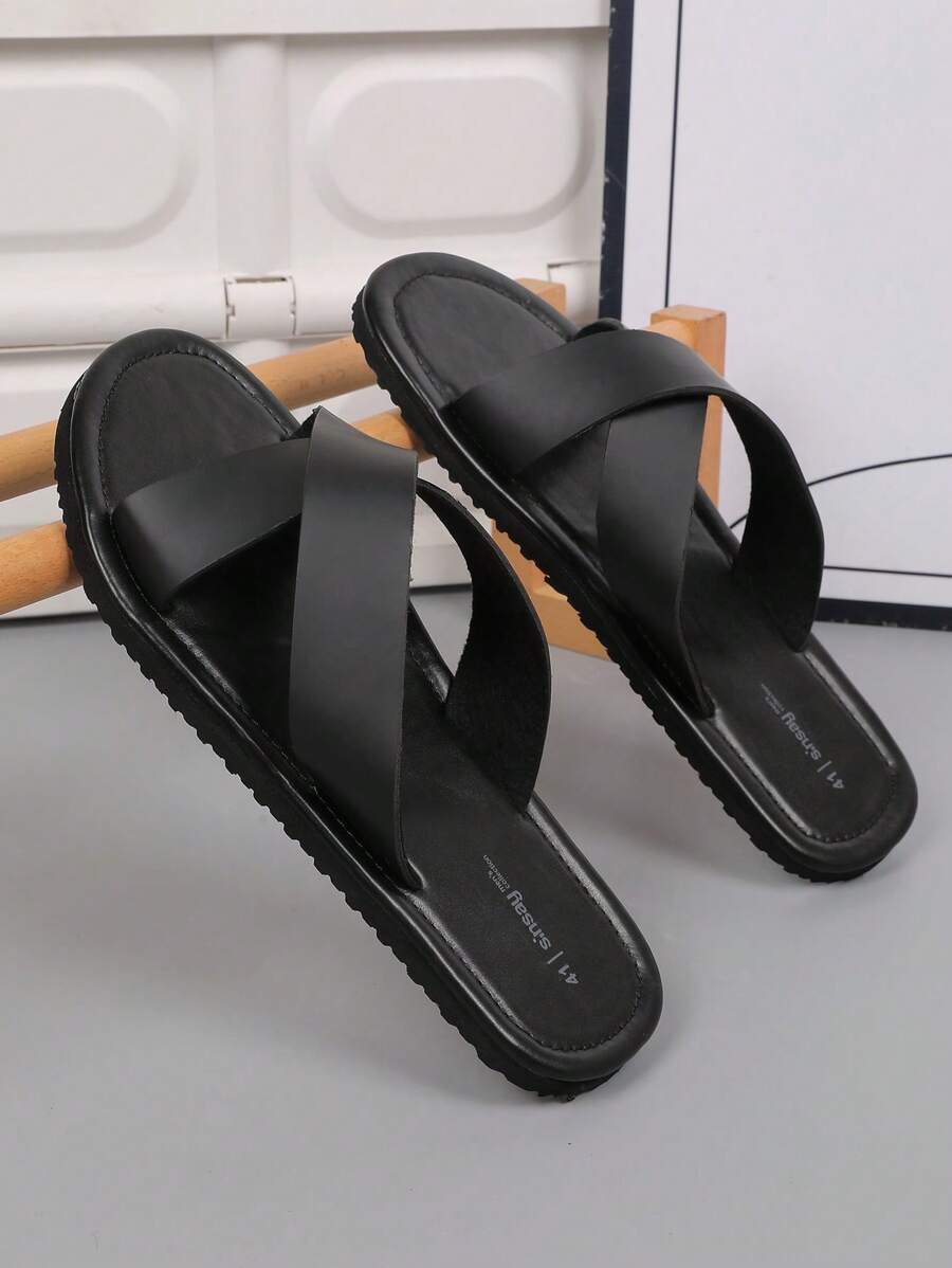 Men's Lightweight Flip Flops, Summer Fashionable Casual Outdoor Criss-Cross Sandals, Comfortable Smooth Black Toe Ring Slippers