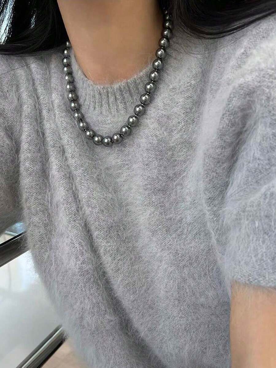 1 szt. Francuski naszyjnik z koralików w kolorze szarym, szykowny, lekki, luksusowy naszyjnik typu choker, odporny na kolory i hipoalergiczny, idealny do codziennego noszenia przez kobiety