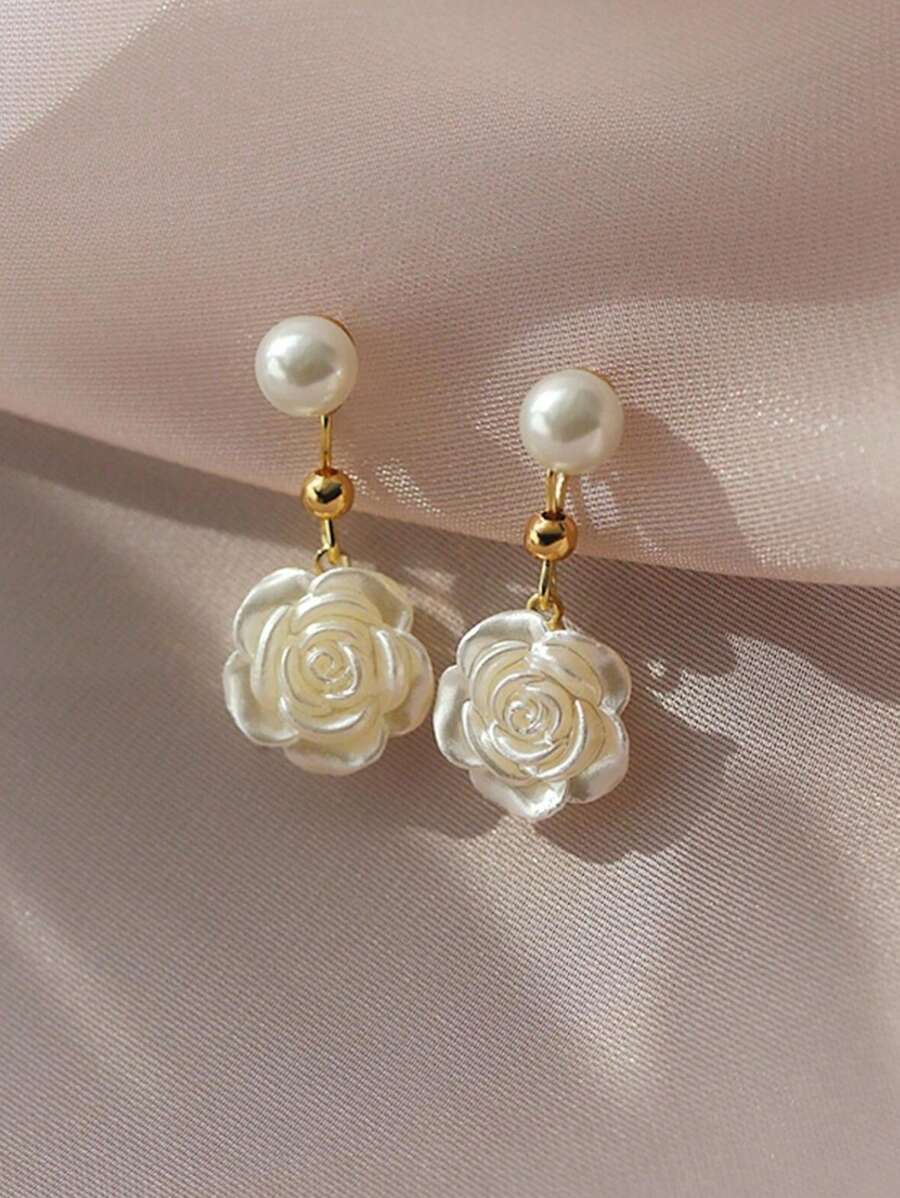 1 par de brincos de pino estilo francês retrô com rosas brancas e pérolas artificiais, adequados para uso diário feminino