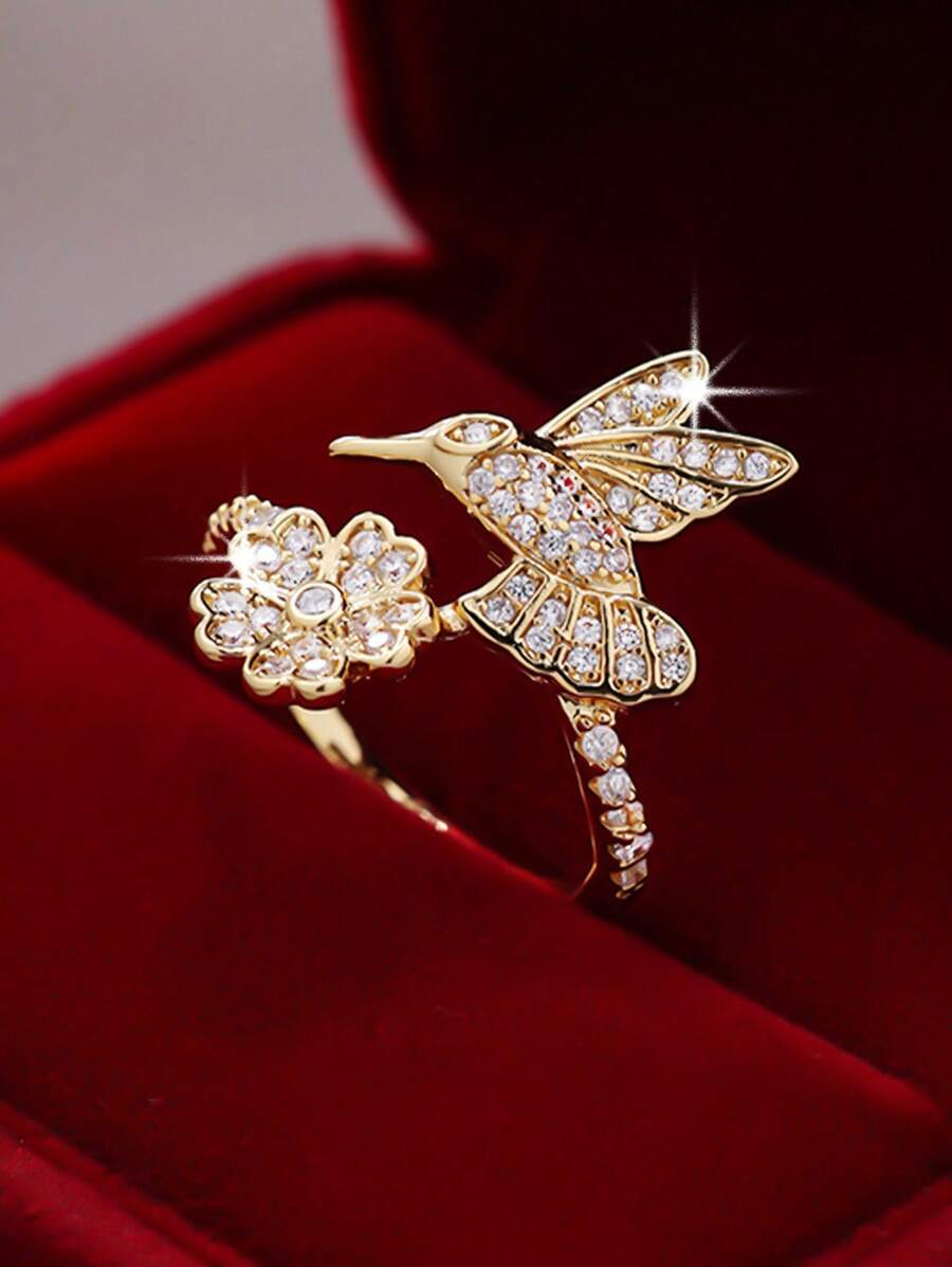 1pc Cute Intricate Sparkling Bee Holding Flower Design Ring, Suitable For Women's Daily Wear And Mother's Day Commemorative Gift