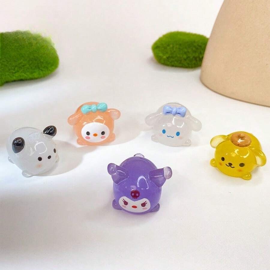 Sanrio 5pcs/7pc Sanrio Hello KT, My Melody, Kuromi, Cinnamon Dog Resin Charms - Luminous DIY Decorative Accessories, Cute Pastel Figurines With Bows, Perfect For Birthdays, Valentine's Day, Christmas, Halloween And Family Gatherings, Party Gifts | Whimsical Charm | Best Small Gifts For Women