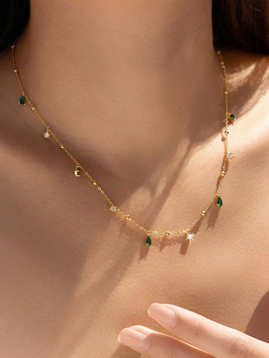 Colar minimalista e luxuoso de zircônia em prata - "Poema da Luz Verde" | Design exclusivo com estética sofisticada | Presente para namorada/melhor amiga/dia das mães