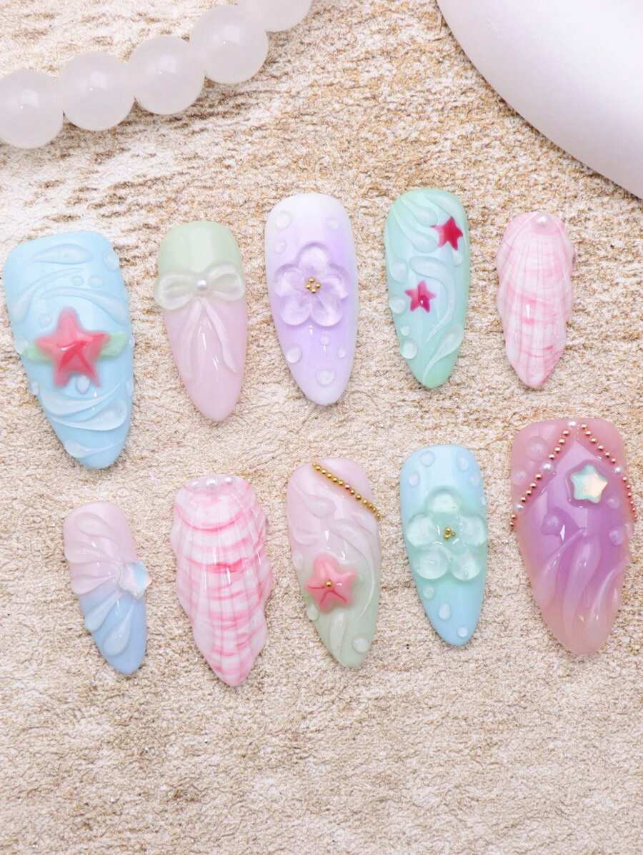 10 pezzi Set di unghie finte estive, forma a mandorla media, decorazioni 3D con fiori, fiocchi, conchiglie, punte francesi, motivi a onde marine, lucide, per le vacanze per donne e ragazze