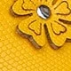 amarillo en relieve