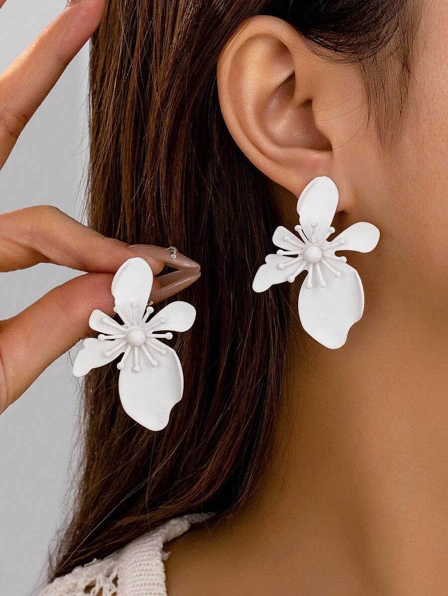1 Pair White Floral Stud Earrings, Romantic Boho Style, Suitable For Women's Daily Wear, Spring/Summer