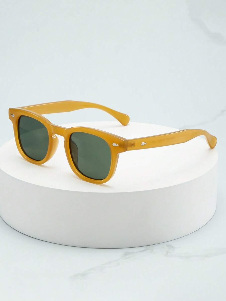 1 pezzo Occhiali da uomo con cornice circolare decorata con rivetti, di alta qualità, semplici e personalizzati, di moda (adatti per la guida, il casual, le vacanze, le feste, l'uso quotidiano) per l'estate, la spiaggia, le vacanze, all'aperto, i viaggi