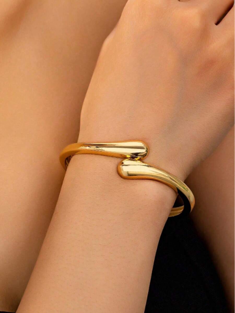 1 Pc Unique Hollow Design Golden Silver Color Oversized Metal Arm Cuff Bangle Bracelet For Women