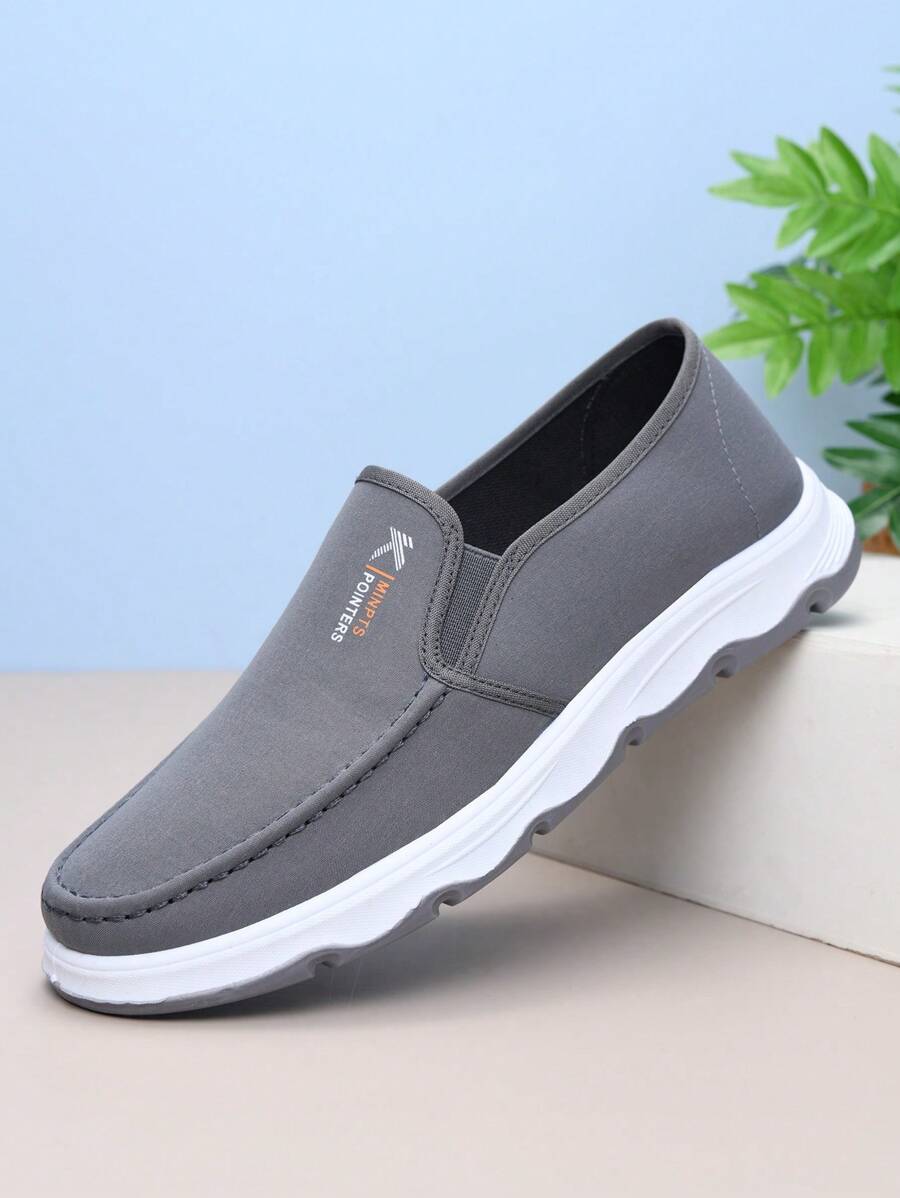 Mocassini da uomo in grigio, scarpe di stoffa eleganti, suola morbida e traspirante in tela, scarpe da lavoro antiscivolo per esterni
