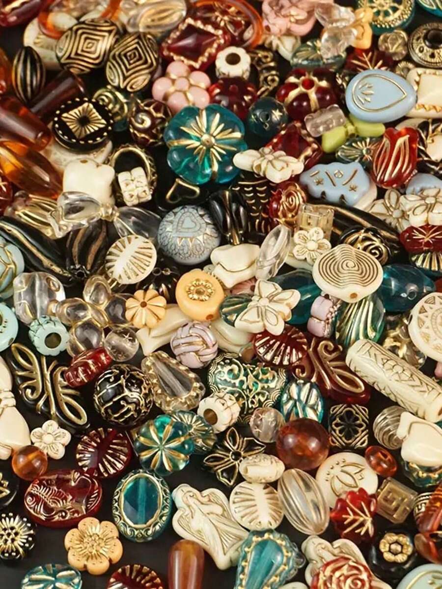 50G Of Vintage Baroque-Style Golden Embossed Acrylic Beads, Featuring Holes For Jewelry Crafting. Ideal For DIY Jewelry And Bracelet Creation, These Beads Come In A Random Mix Of Colors Ranging From 8 To 30Mm, With Designs Including Butterflies, Hearts, And Flowers, Perfect For Making Bracelets, Earrings, And Other Crafts.