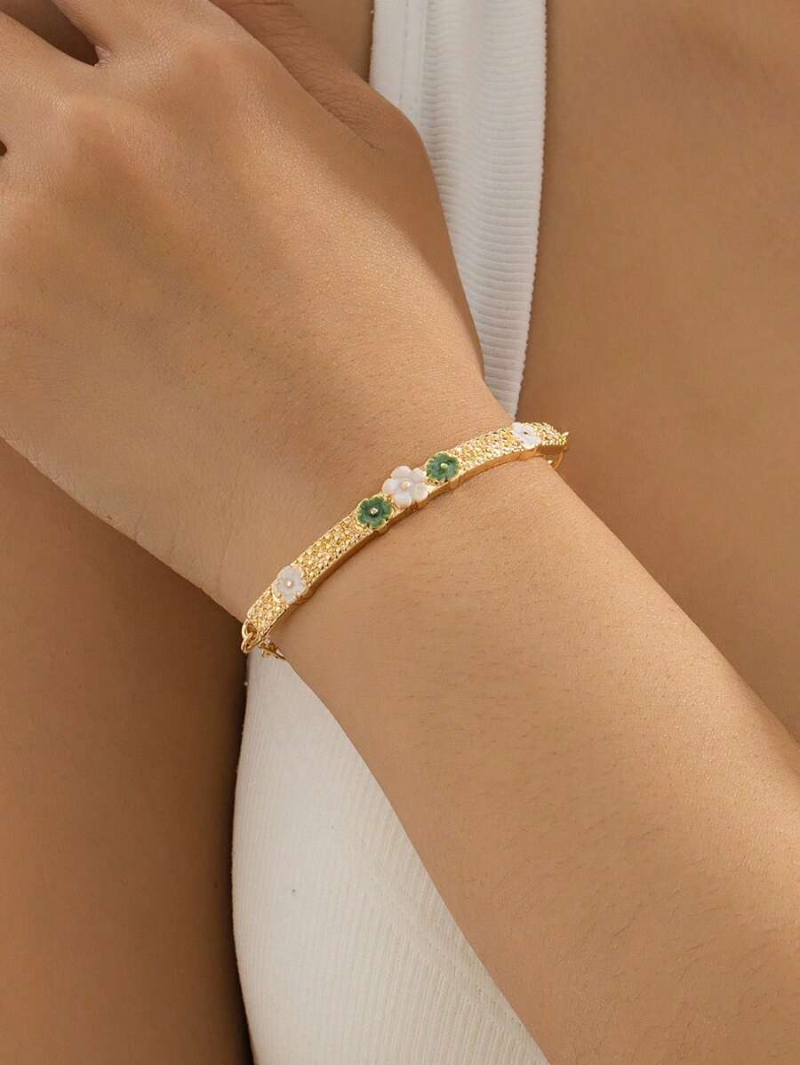 1 pieza Brazalete con flor de 5 pétalos de estilo dulce y colorido con gota de aceite para mujer, regalo de boda, regalo de pareja