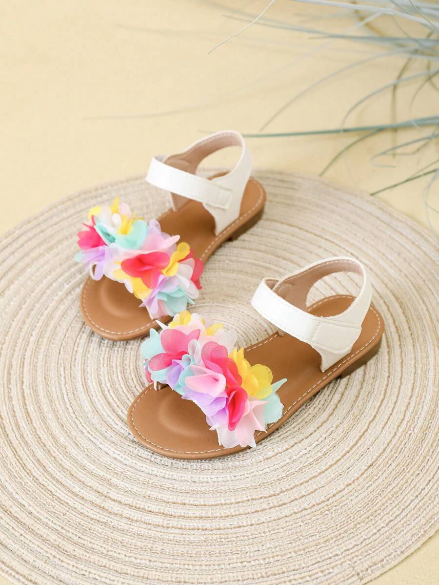 Sandalias planas con estampado floral para niñas para el verano