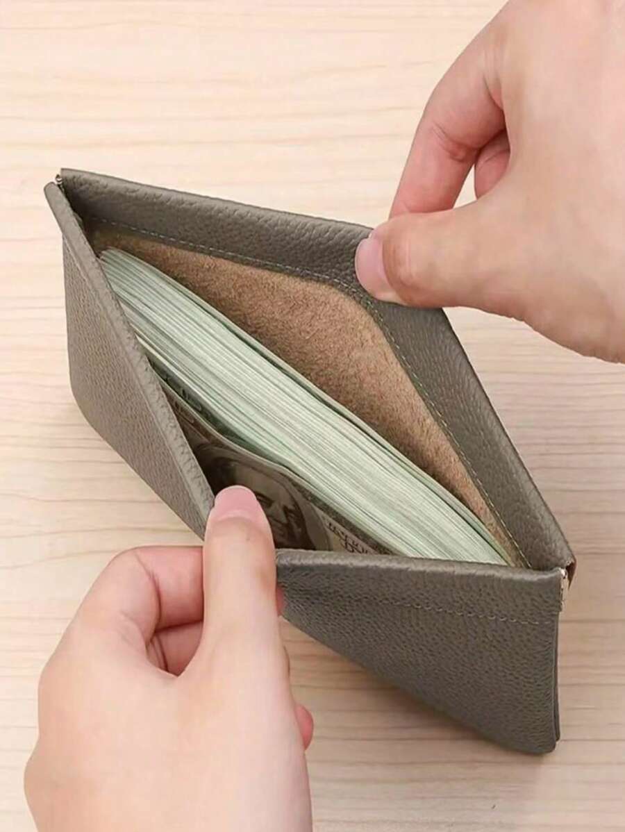 1pc. Self-Closed Head-Layer Leather Wallet. Passport And Driver's License Certificate Set. Headphone Data Cable Storage. Cash Storage Bag. Makeup Bag