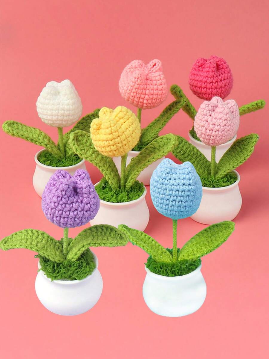 1pc Handmade Crocheted Yarn Simulation Tulip Potted Plant, Round Cute Woven Yarn Tulip, 1 Double Headed Stamen, 1 Triple Headed Flower Bud, Desktop, Car, Office, Home Decoration, Small Gift, Can Be Given To Family, Friends, Classmates, Birthdays, Teachers, Souvenirs, Night Market Camping Parties, Scenic Spots Easter