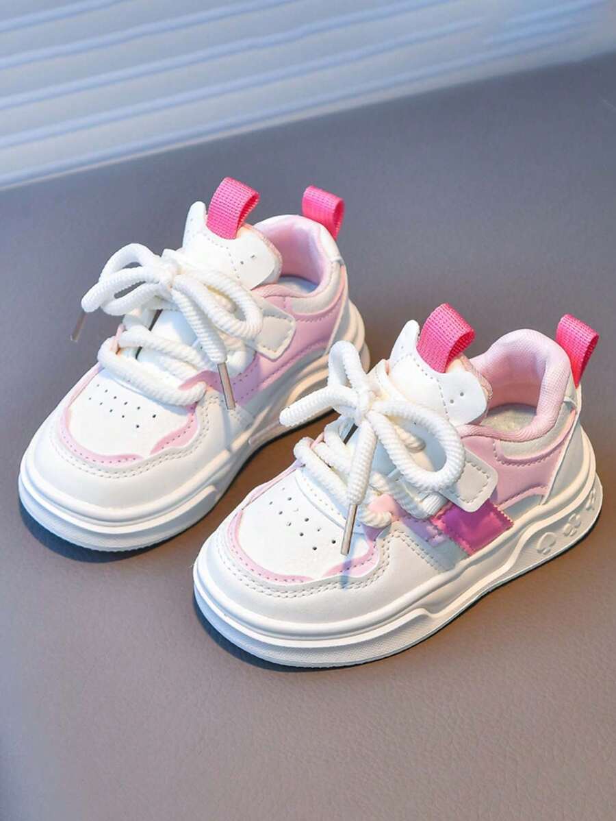 1 par de zapatos deportivos casuales blancos suaves y antideslizantes para niños, adecuados para primavera y otoño