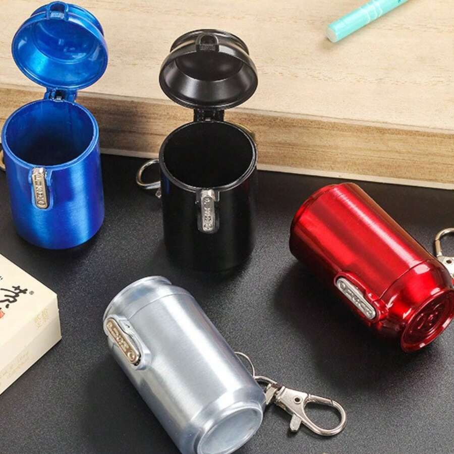 1 pieza Cenicero con forma de lata de refresco, cenicero mini portátil a prueba de viento, construcción de aleación de zinc, apto para accesorios de fumar en interiores y exteriores