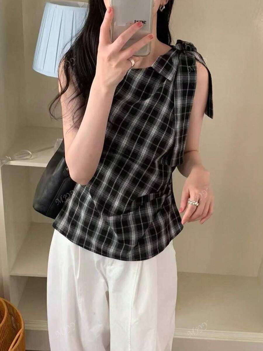 Korean Style INS Tie Shoulder Bowknot Design Breathable Plaid Sleeveless Cropped Top (Stripe Or Plaid Random)