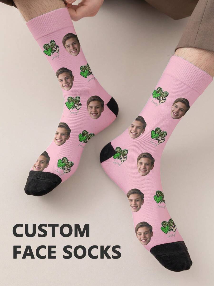 1 paire de chaussettes mi-longues personnalisées pour hommes avec n'importe quel visage. Chaussettes personnalisées avec photos, chaussettes longues et moyennes amusantes et personnalisées, convenant pour des occasions telles que la Saint-Valentin, les anniversaires et les cadeaux. Personnalisé, amusant et coloré.
