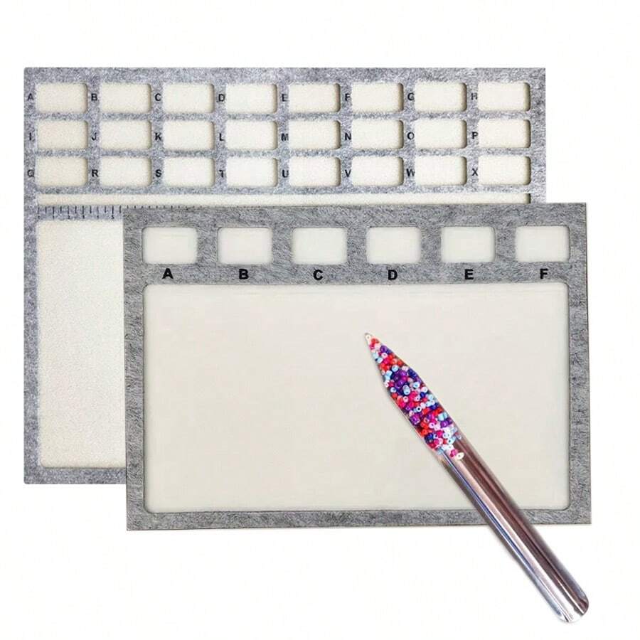 Plateau de perles pour la conception de bracelets et colliers DIY, avec une longue cuillère à manche pour les bijoux, plateau pratique avec grille, outil pratique pour la fabrication de bijoux