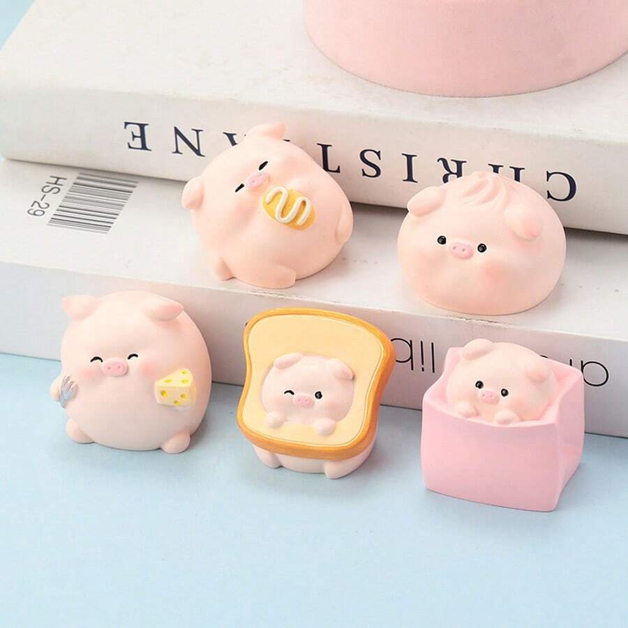 1pc Pig Figurine Resin Car Decoration, Animal Cartoon Baozi Pig Figurine Office Desk Ornament