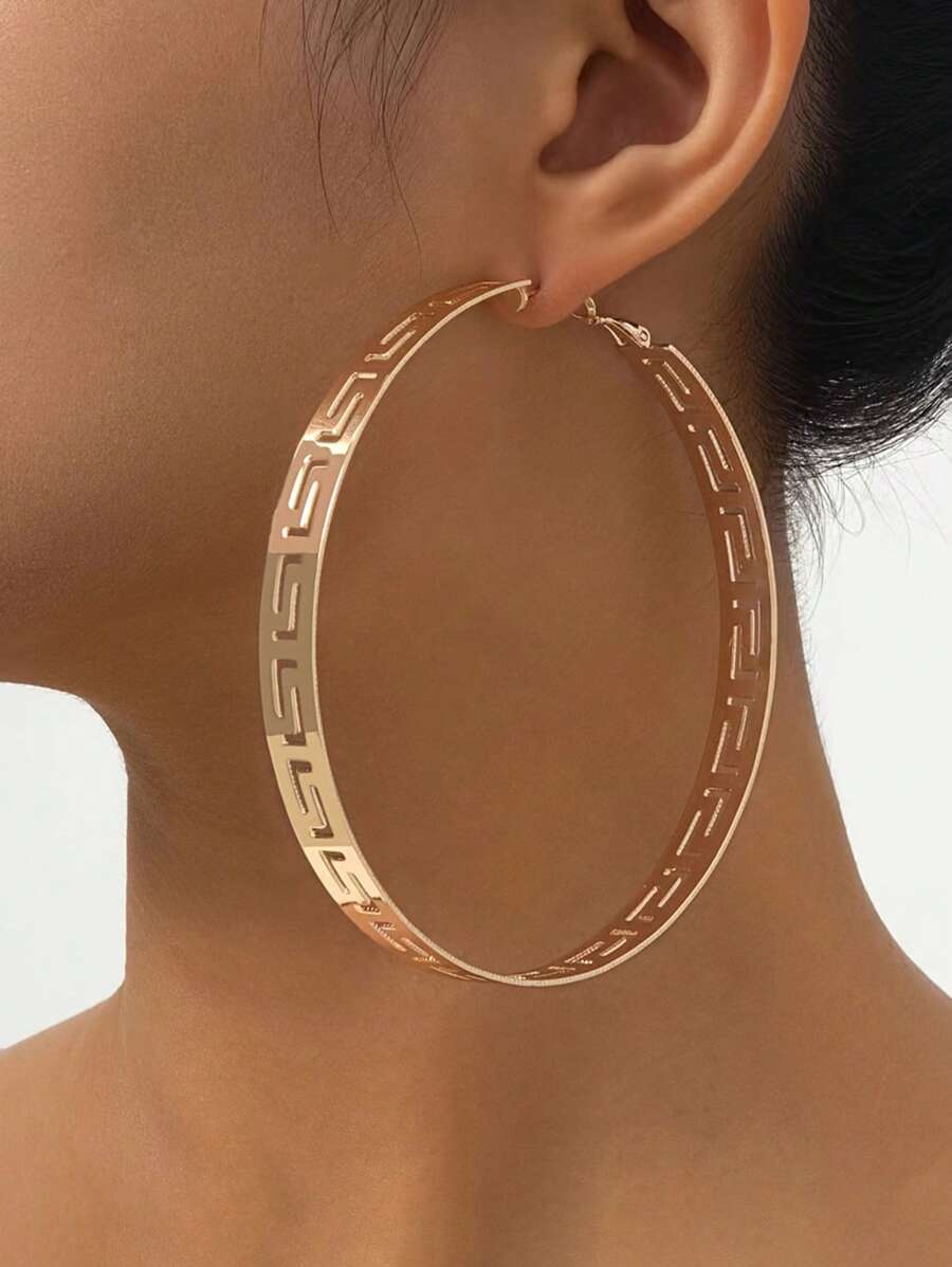 1 par de pendientes de aro de moda con diseño geométrico hueco para mujeres