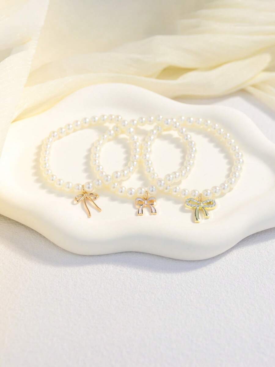 1 pieza Elegante y de moda brazalete con lazo con perla artificial en forma de corazón, adecuado para uso diario o boda