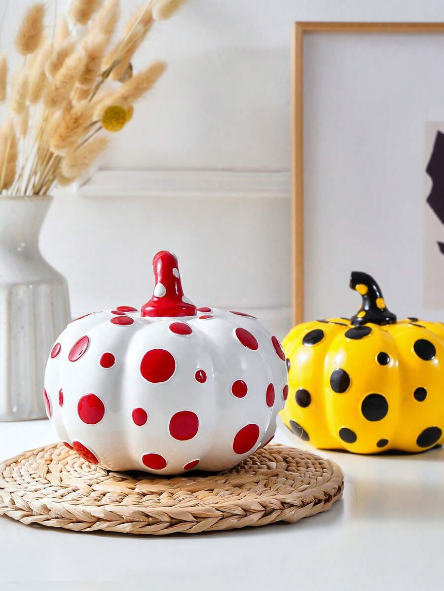 1pc Creative Resin Polka Dot Pumpkin Decor Figurine, Unique Pumpkin Decorative Crafts, Multiple Colors Available, Suitable For Living Room, Study, Nightstand, Dining Room, Wedding, Party Home Decoration