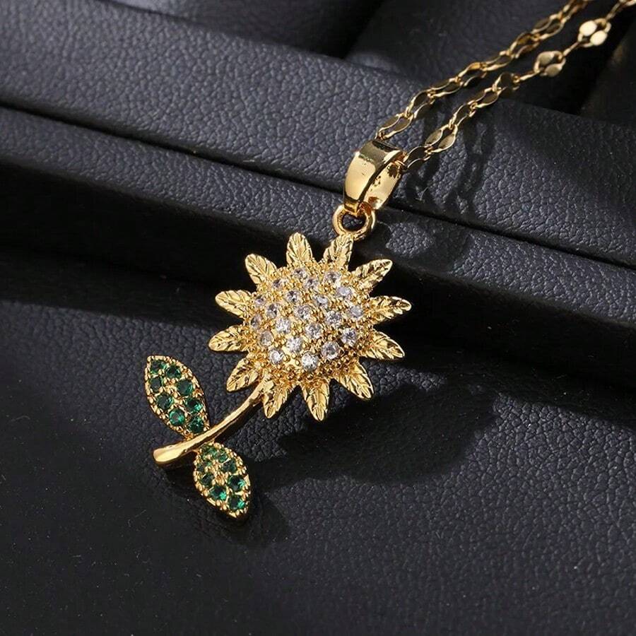 Fashionable Fresh Daisy Flower Copper Pendant For Ladies Party Pendant Elegant Stainless Steel Chain Exquisite Birthday Gift
