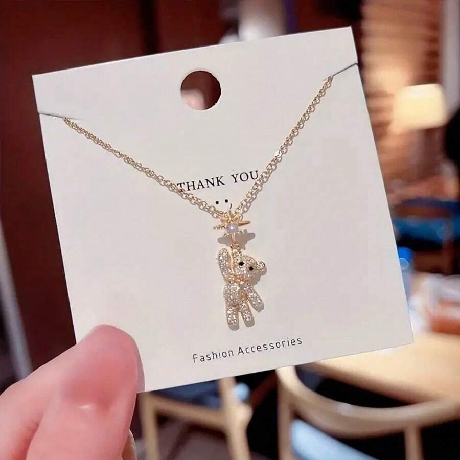 1pc New Cute Bear Necklace For Women, Design Sense Light Luxury Titanium Steel Colorfast Clavicle Chain Pendant