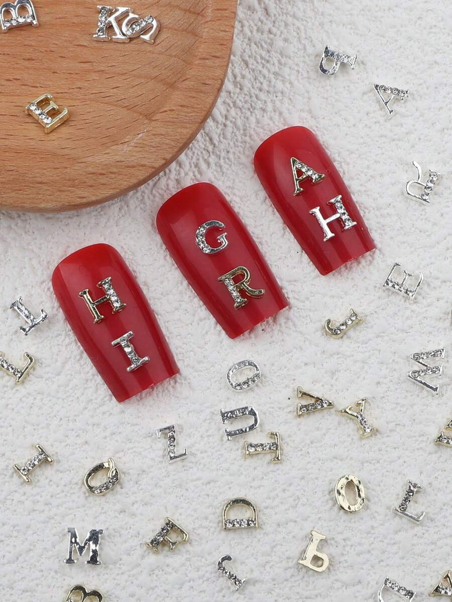 26 pezzi, Charms per unghie con 26 lettere inglesi 3D con strass, accessori per arte di unghie in lega con lettere inglesi, gioielli per decorazioni, accessori fai-da-te per charms, gemme e forniture per unghie